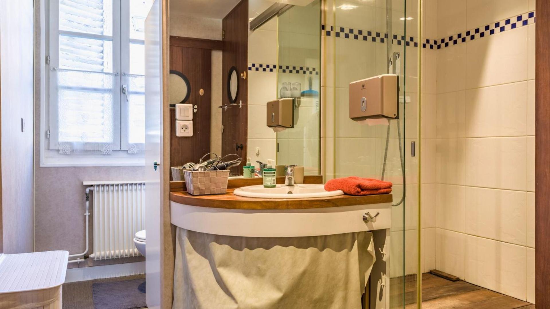 Chambre Privee Confort Charme Hypercentre Chez L'Habitant Труа Экстерьер фото